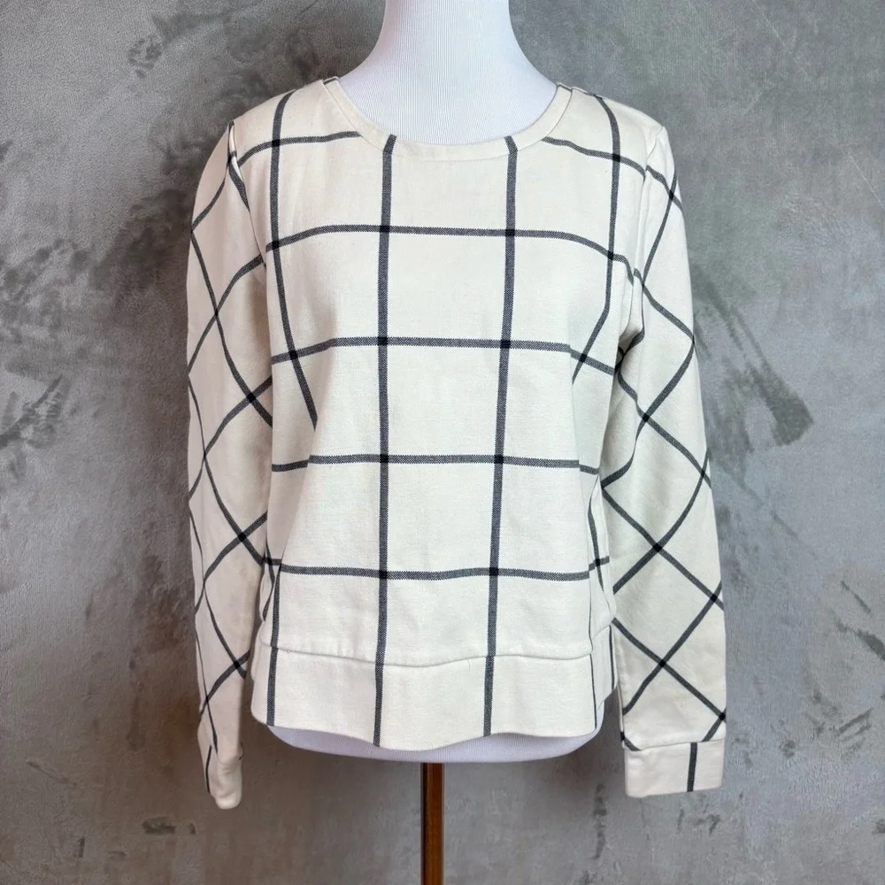LOFT Ann Taylor Windowpane Plaid Cream and Black Grid Pattern Sweater Sz M